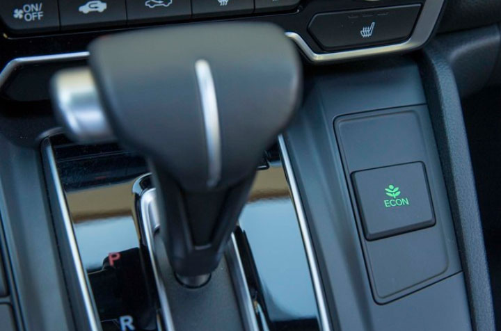 Honda CR-V và Mazda CX-5 - cuộc so kè khốc liệt Honda CR-V và Mazda CX-5 - cuộc so kè khốc liệt